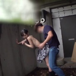 【工藤ララ･伊藤はる】《エロ動画×JK･野外》童顔で未●熟状態の●●生を野外に誘い込み処女膜マンコに何度も濃厚SEX